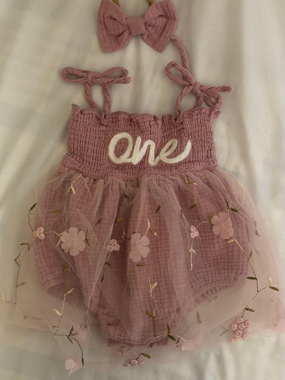Dusty Pink Tulle 'One' Baby Romper with Floral Appliqué and Bow Headband